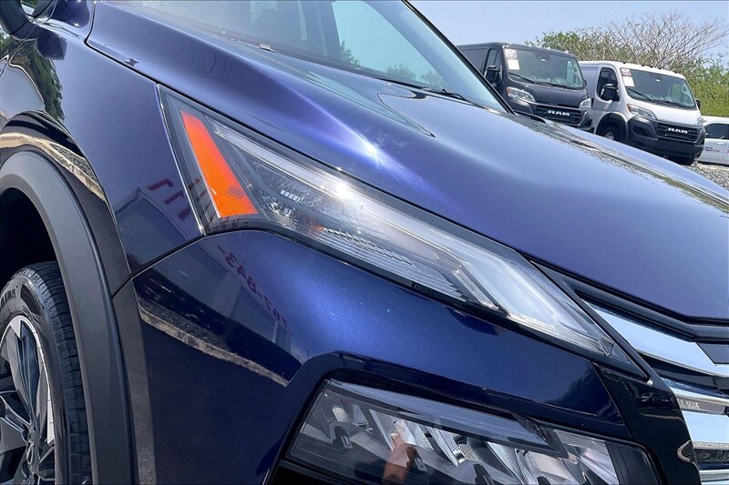 2025 Nissan Rogue SV - Photo 28 - Ponce, AL 00717