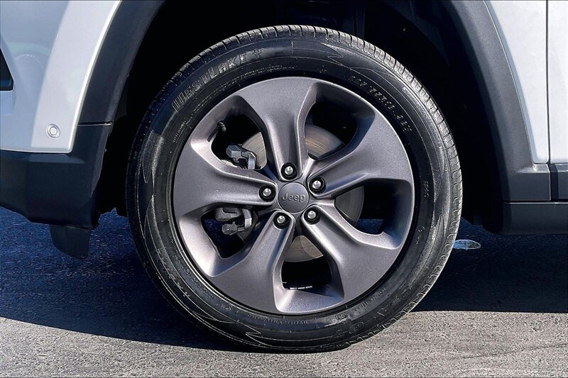 2022 Jeep Compass Latitude Lux - Photo 8 - Ponce, AL 00717