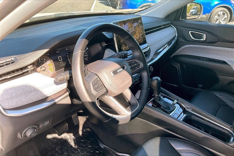 2022 Jeep Compass Latitude Lux - Photo 13 - Ponce, AL 00717