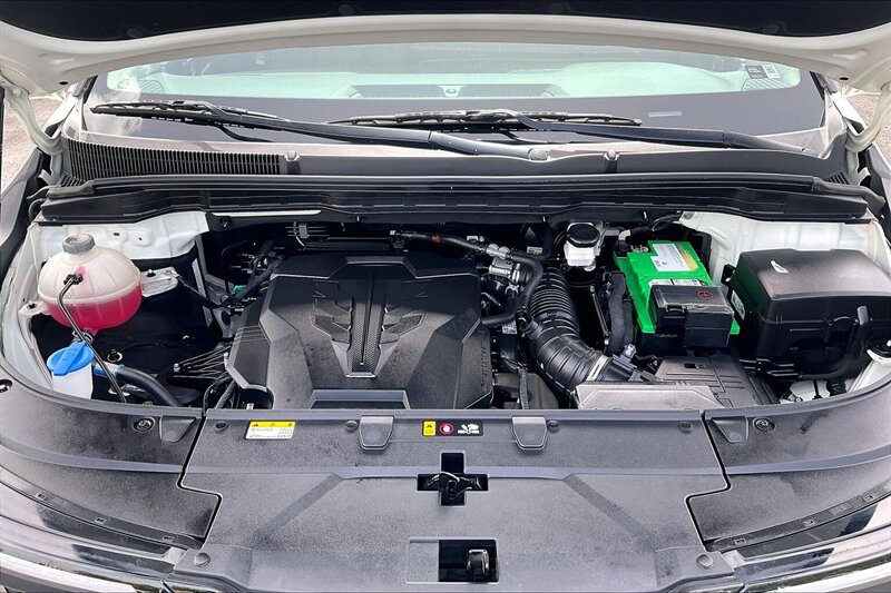 2025 Kia Carnival LXS - Photo 9 - Ponce, AL 00717