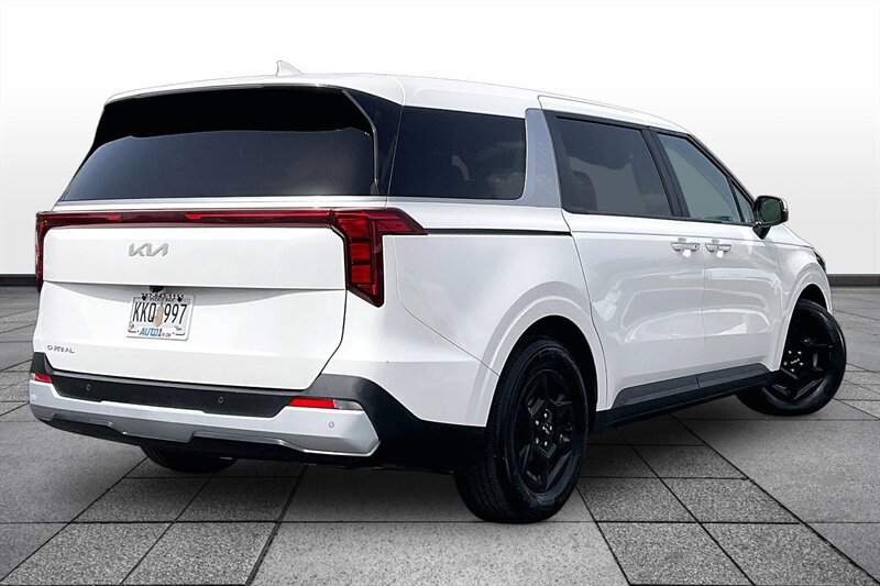 2025 Kia Carnival LXS - Photo 12 - Ponce, AL 00717
