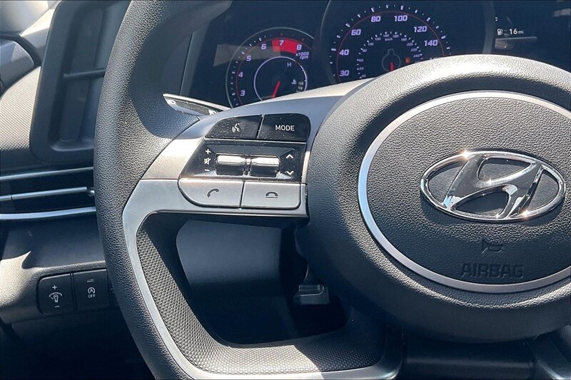 2023 Hyundai ELANTRA SE - Photo 18 - Ponce, AL 00717