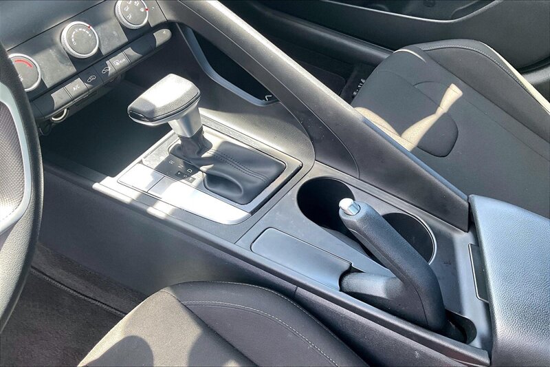 2023 Hyundai ELANTRA SE - Photo 17 - Ponce, AL 00717