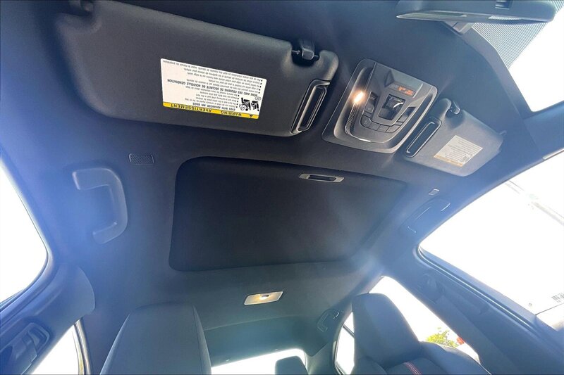 2025 Toyota Corolla Hybrid SE - Photo 22 - Ponce, AL 00717