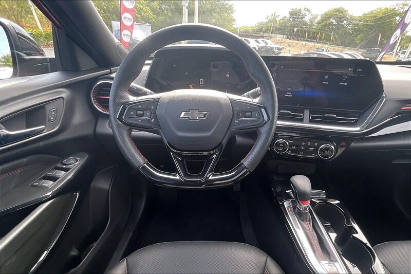 2026 Chevrolet Trax RS - Photo 5 - Ponce, AL 00717