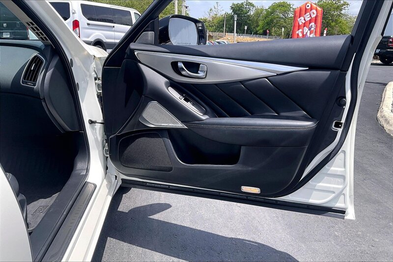 2023 INFINITI Q50 Luxe - Photo 24 - Ponce, AL 00717
