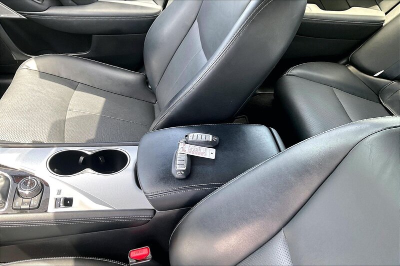 2023 INFINITI Q50 Luxe - Photo 11 - Ponce, AL 00717