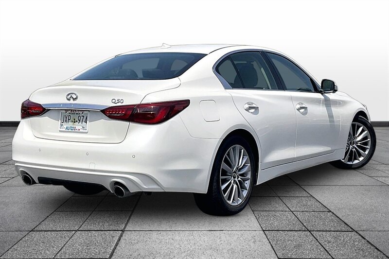 2023 INFINITI Q50 Luxe - Photo 13 - Ponce, AL 00717