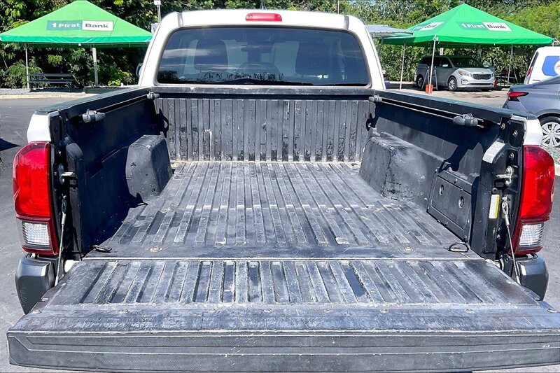 2019 Toyota Tacoma SR - Photo 13 - Ponce, AL 00717