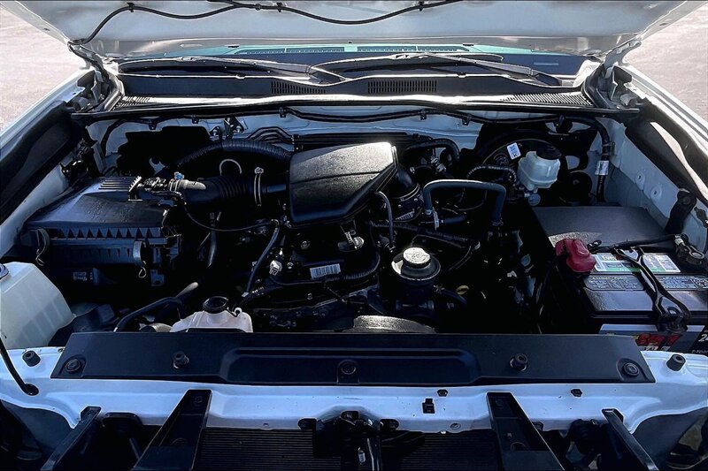 2019 Toyota Tacoma SR - Photo 9 - Ponce, AL 00717