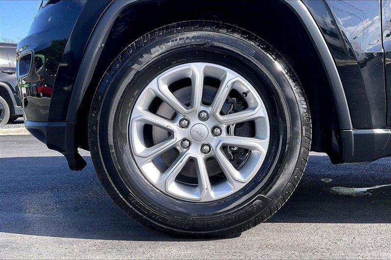 2021 Jeep Grand Cherokee Laredo E - Photo 8 - Ponce, AL 00717