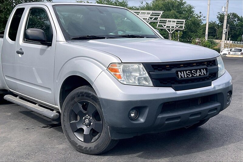 2019 Nissan Frontier S  