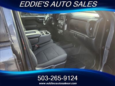 2021 Chevrolet Silverado 1500 Custom   - Photo 11 - Gresham, OR 97080