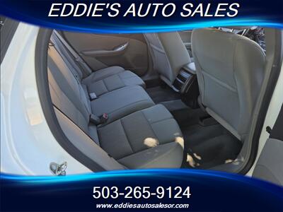 2015 Chevrolet Impala LS  (ONE OWNER)   - Photo 14 - Gresham, OR 97080