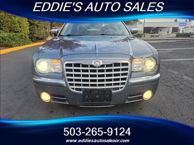2005 Chrysler 300 C *** WITH LOW MILES*** - Photo 3 - Gresham, OR 97080