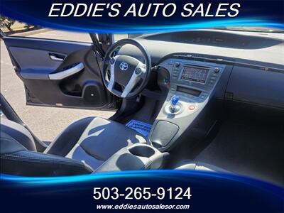 2012 Toyota Prius Four   - Photo 12 - Gresham, OR 97080