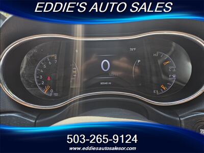 2017 Jeep Grand Cherokee Limited - Photo 19 - Gresham, OR 97080