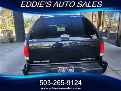 2002 Chevrolet Blazer LS  (( ONE OF A KIND))   - Photo 13 - Gresham, OR 97080
