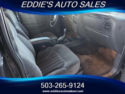 2002 Chevrolet Blazer LS  (( ONE OF A KIND))   - Photo 20 - Gresham, OR 97080