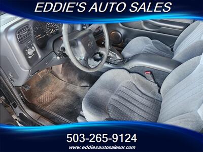 2002 Chevrolet Blazer LS  (( ONE OF A KIND))   - Photo 16 - Gresham, OR 97080