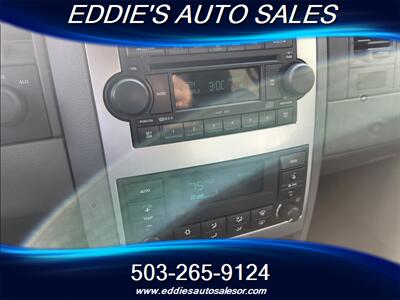 2004 Dodge Durango Limited (ONE OWNER )   - Photo 13 - Gresham, OR 97080