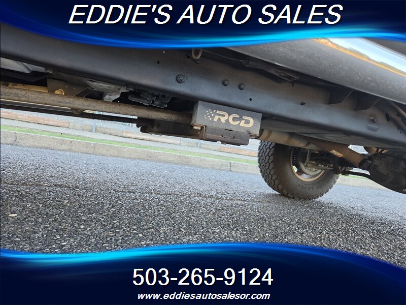 1999 Chevrolet Tahoe LS - Photo 16