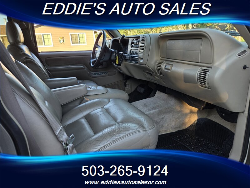 1999 Chevrolet Tahoe LS - Photo 13