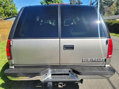 1999 Chevrolet Tahoe LT   - Photo 10 - Gresham, OR 97080