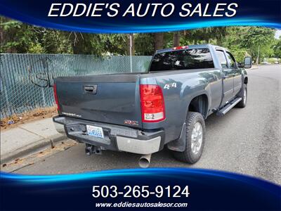 2012 GMC Sierra 3500 SLE (SUPER CLEAN AND ORIGINAL)   - Photo 11 - Gresham, OR 97080