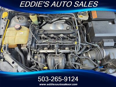2005 Ford Focus ZXW SE   - Photo 18 - Gresham, OR 97080