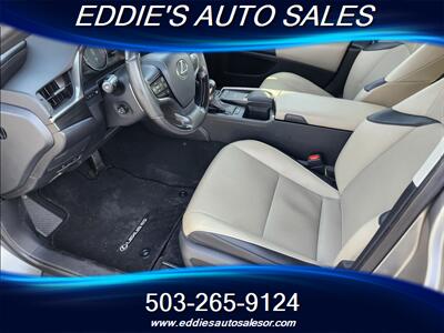 2019 Lexus ES 350 Luxury   - Photo 8 - Gresham, OR 97080