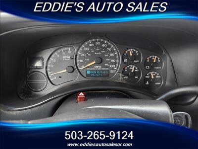 2001 Chevrolet Tahoe LS   - Photo 14 - Gresham, OR 97080