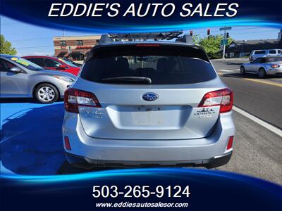 2015 Subaru Outback 2.5i Limited ((NEW ENGINE))   - Photo 10 - Gresham, OR 97080