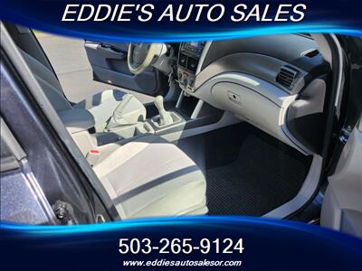 2013 Subaru Forester 2.5X LOW MILES AND ITS A 5SPEEDS   - Photo 10 - Gresham, OR 97080