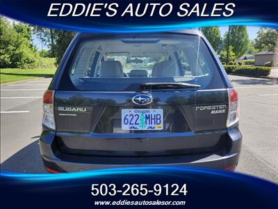 2013 Subaru Forester 2.5X LOW MILES AND ITS A 5SPEEDS   - Photo 4 - Gresham, OR 97080