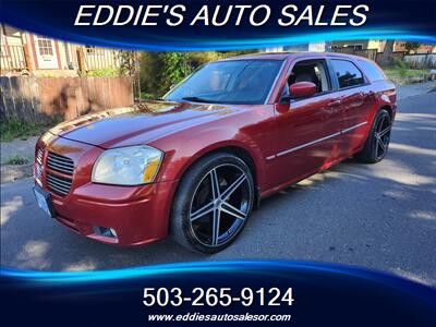 2005 Dodge Magnum RT   - Photo 2 - Gresham, OR 97080