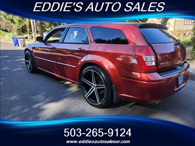 2005 Dodge Magnum RT   - Photo 9 - Gresham, OR 97080