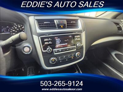 2017 Nissan Altima 2.5 SR LIKE NEW LOW MILES   - Photo 12 - Gresham, OR 97080