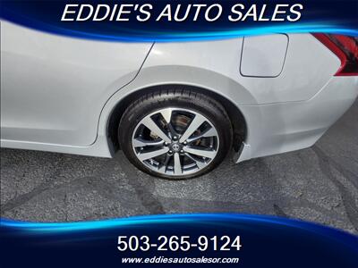 2017 Nissan Altima 2.5 SR LIKE NEW LOW MILES   - Photo 14 - Gresham, OR 97080