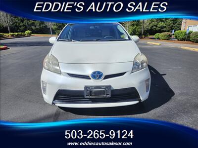 2014 Toyota Prius Three - Photo 5 - Gresham, OR 97080