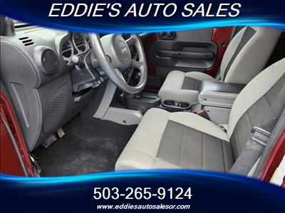 2010 Jeep Wrangler Unlimited Sport - Photo 8 - Gresham, OR 97080