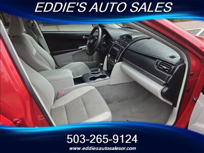2012 Toyota Camry Hybrid LE   - Photo 12 - Gresham, OR 97080