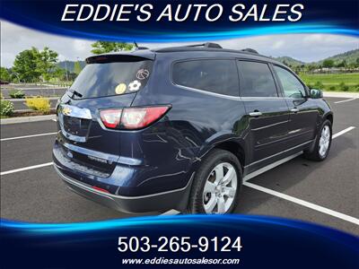2016 Chevrolet Traverse LT - Photo 6 - Gresham, OR 97080