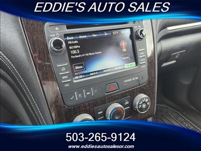 2016 Chevrolet Traverse LT - Photo 17 - Gresham, OR 97080
