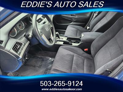 2011 Honda Accord LX    **LIKE NEW***   - Photo 13 - Gresham, OR 97080