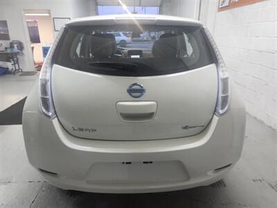 2011 Nissan LEAF SL   - Photo 6 - Gresham, OR 97080