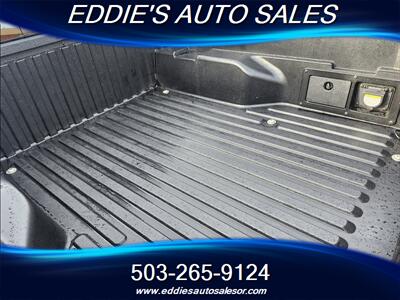 2021 Toyota Tacoma TRD Off-Road   - Photo 8 - Gresham, OR 97080