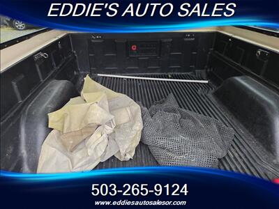 2001 Chevrolet Silverado 2500 LS SUPER CLEAN TRUCK - Photo 11 - Gresham, OR 97080