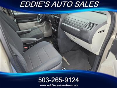 2009 Dodge Grand Caravan SE - Photo 9 - Gresham, OR 97080