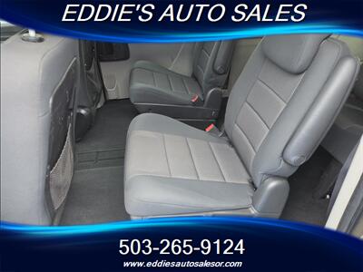 2009 Dodge Grand Caravan SE - Photo 14 - Gresham, OR 97080
